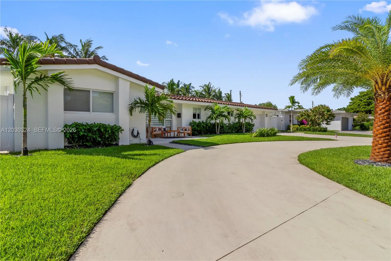 Listing  2862 NE 35th Court, Lighthouse Point, FL 33064, Lighthouse Point, FL 33064
