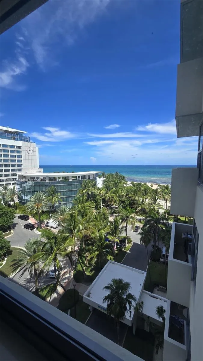 Listing  2899 Collins Avenue 1005, Miami Beach, FL 33140, Miami Beach, FL 33140