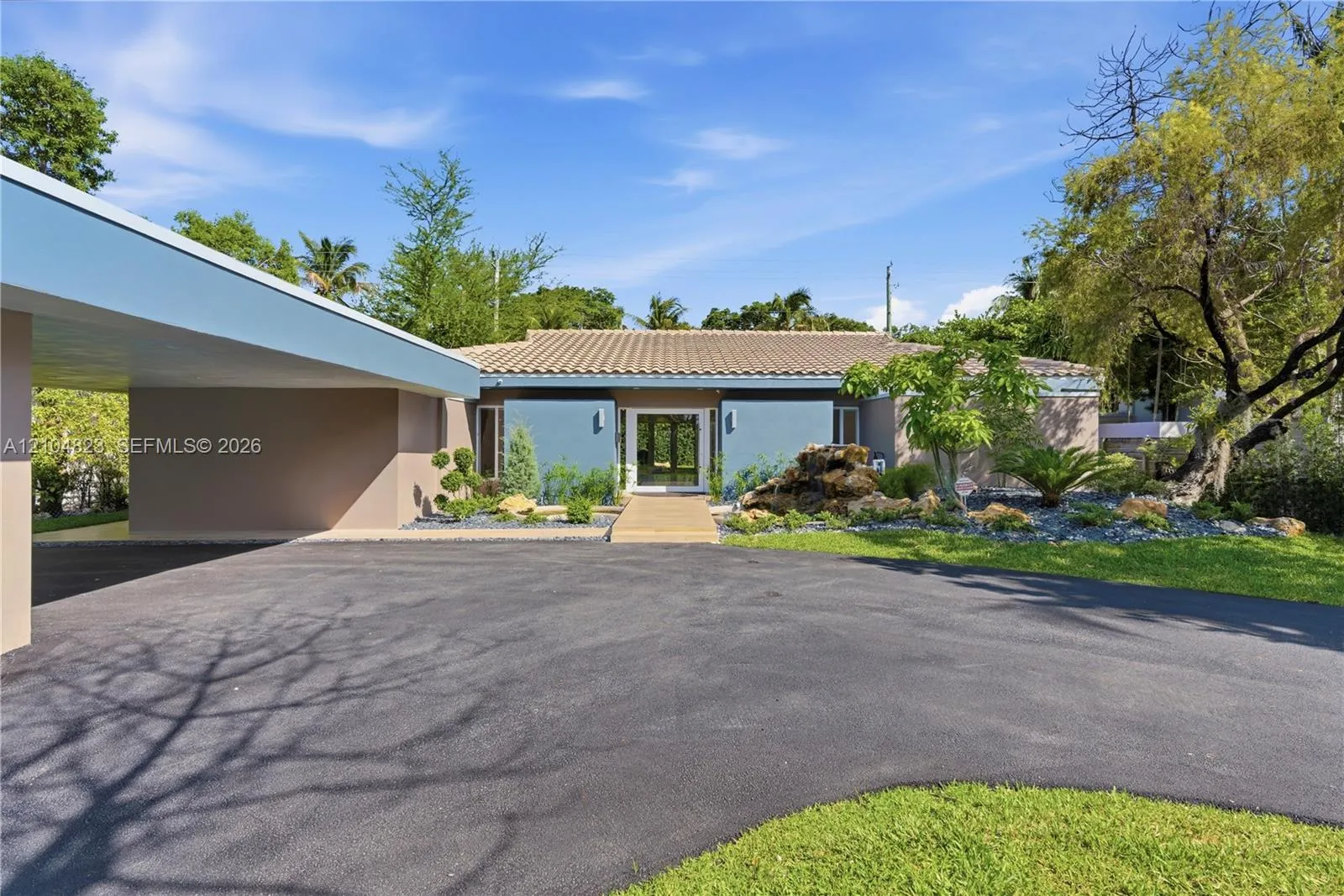 Listing  291 E Shore Drive E, Miami, FL 33133, Miami, FL 33133