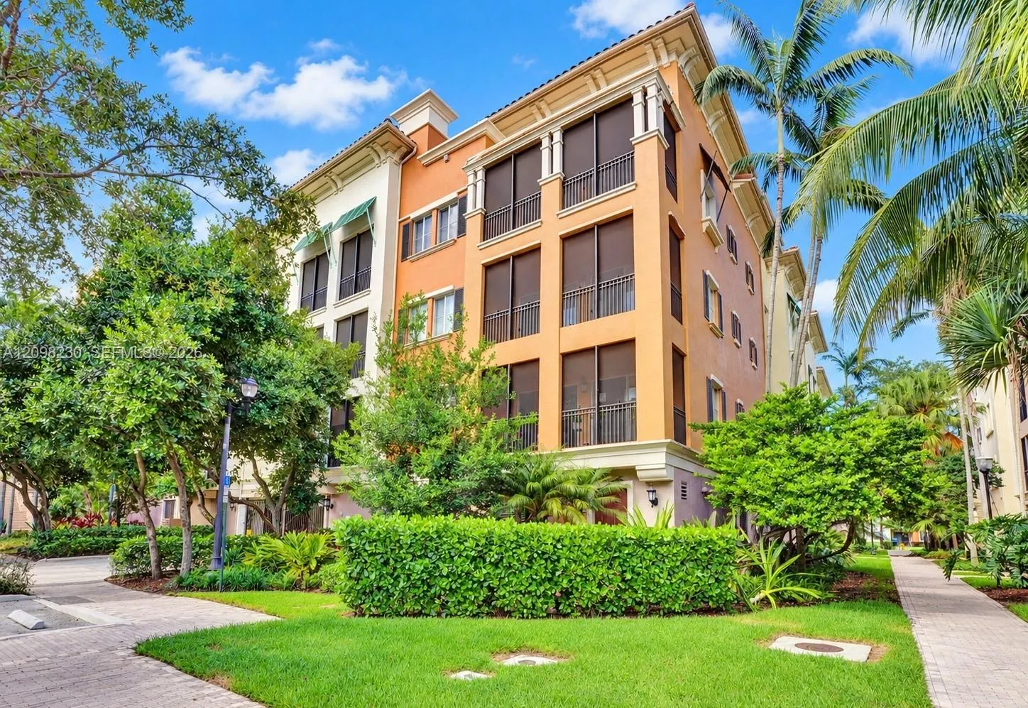 View details of listing 2925 NW 126th Avenue 1-411, Sunrise, FL 33323 Sunrise with MLS#