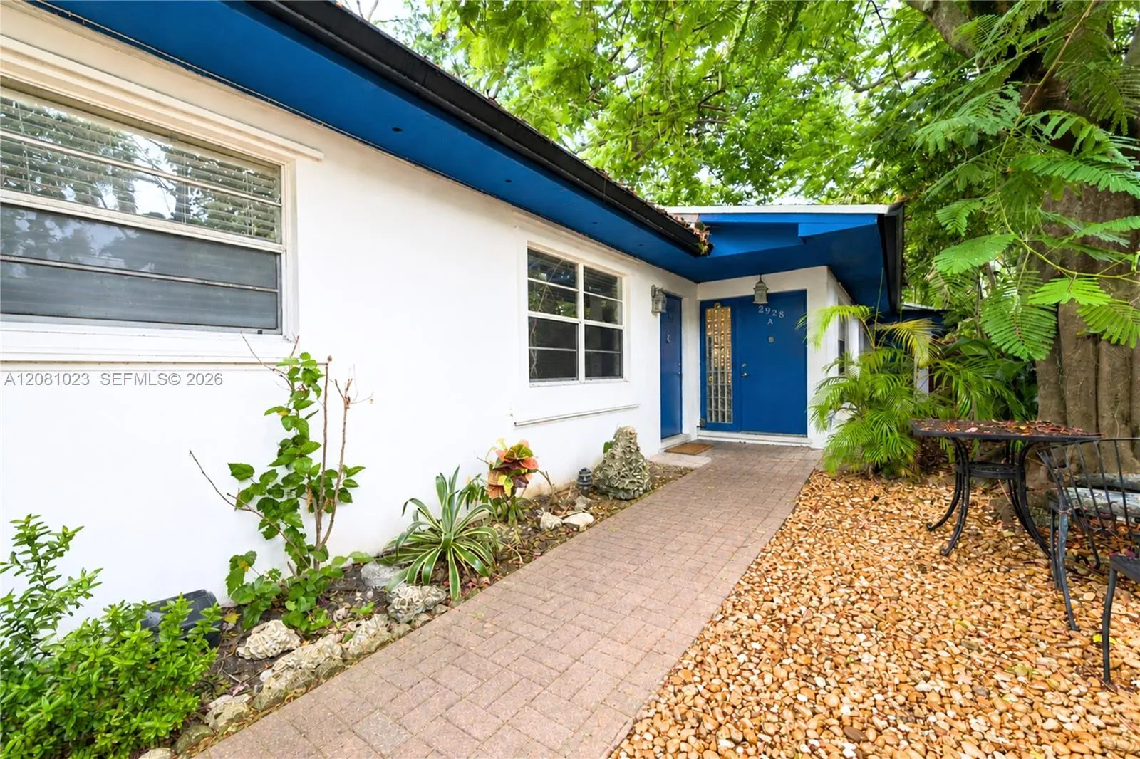 Listing  2928 Louise Street 30, Miami, FL 33133, Miami, FL 33133