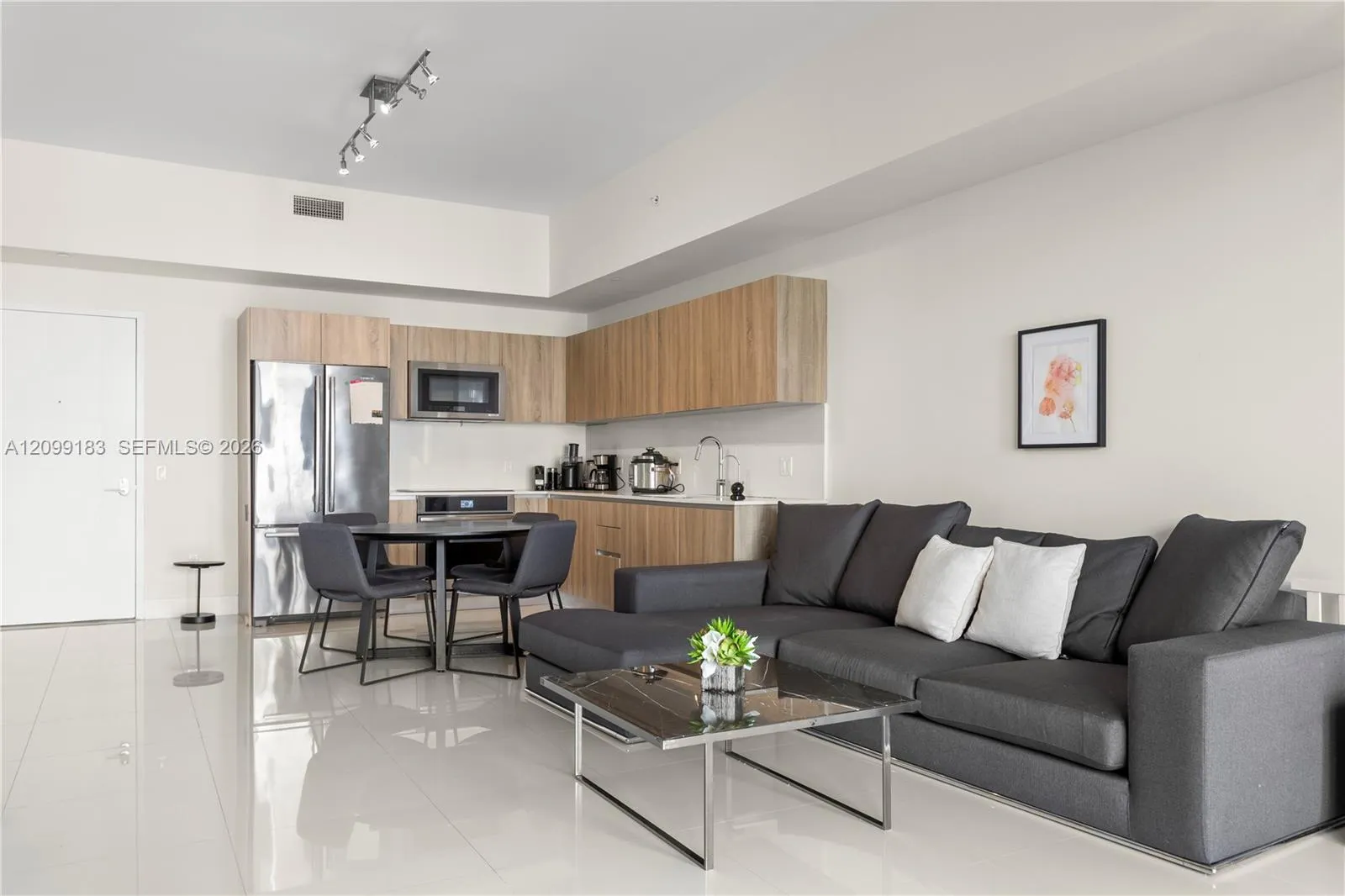 View details of listing 2960 NE 207th Street 502, Aventura, FL 33180 Aventura with MLS# 