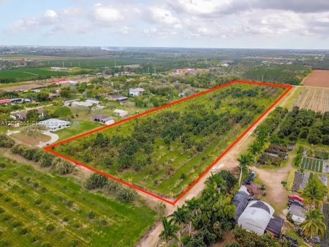 View details of listing 296xx SW 207ave, Homestead, FL 33030 Homestead with MLS#