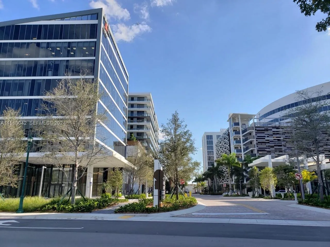Listing  2980 NE 207th Street 315, Aventura, FL 33180, Aventura, FL 33180