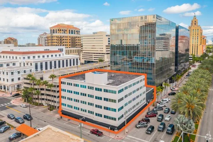 Listing  299 Alhambra Circle 405, Coral Gables, FL 33134, Coral Gables, FL 33134