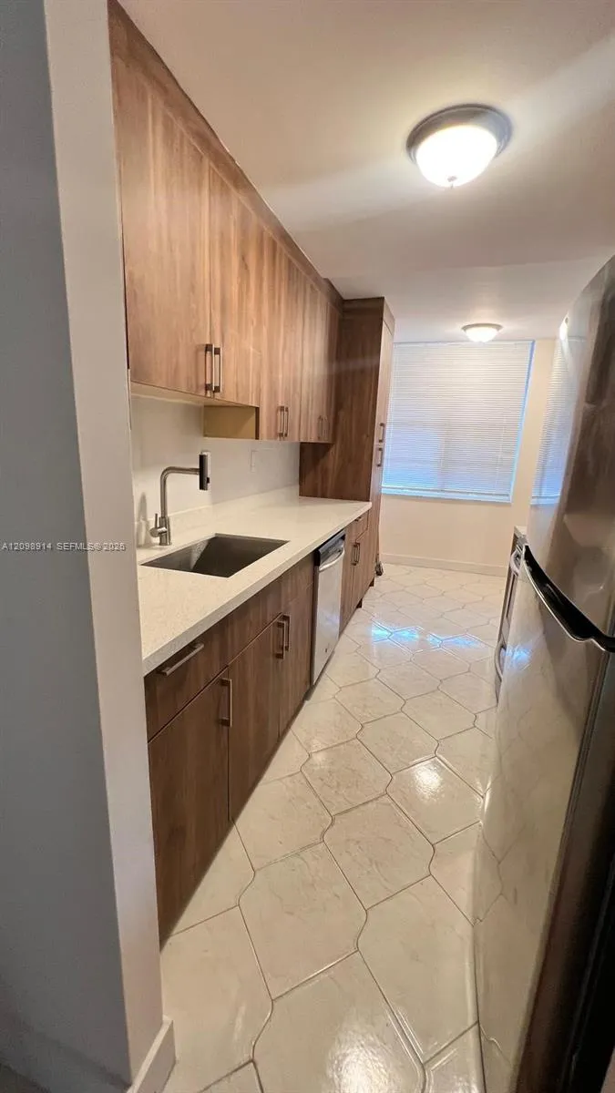 View details of listing 2998 NW 48th Terrace 131, Lauderdale Lakes, FL 33313 Lauderdale Lakes with MLS# 