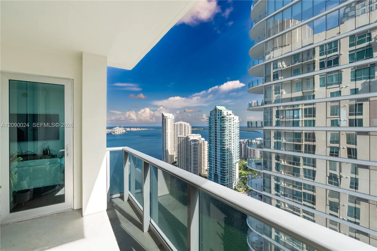 Listing  300 S Biscayne Boulevard T-3504, Miami, FL 33131, Miami, FL 33131