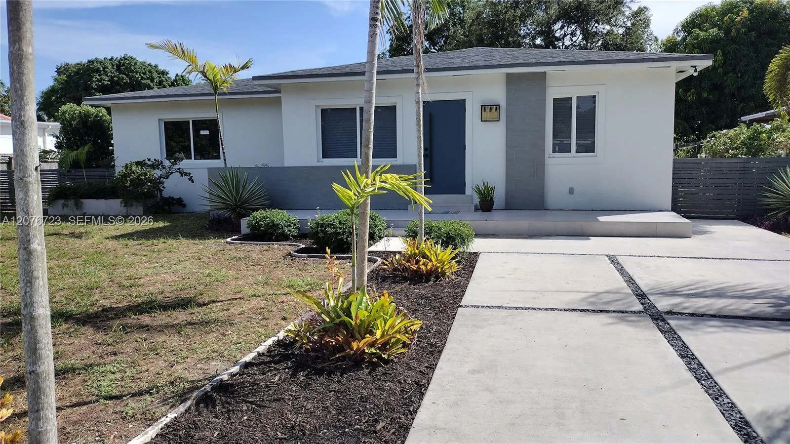 Listing  300 S Biscayne River Drive, Miami, FL 33169, Miami, FL 33169