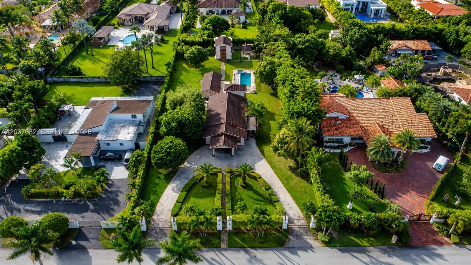 Listing  300 SW 123rd Avenue, Miami, FL 33184, Miami, FL 33184
