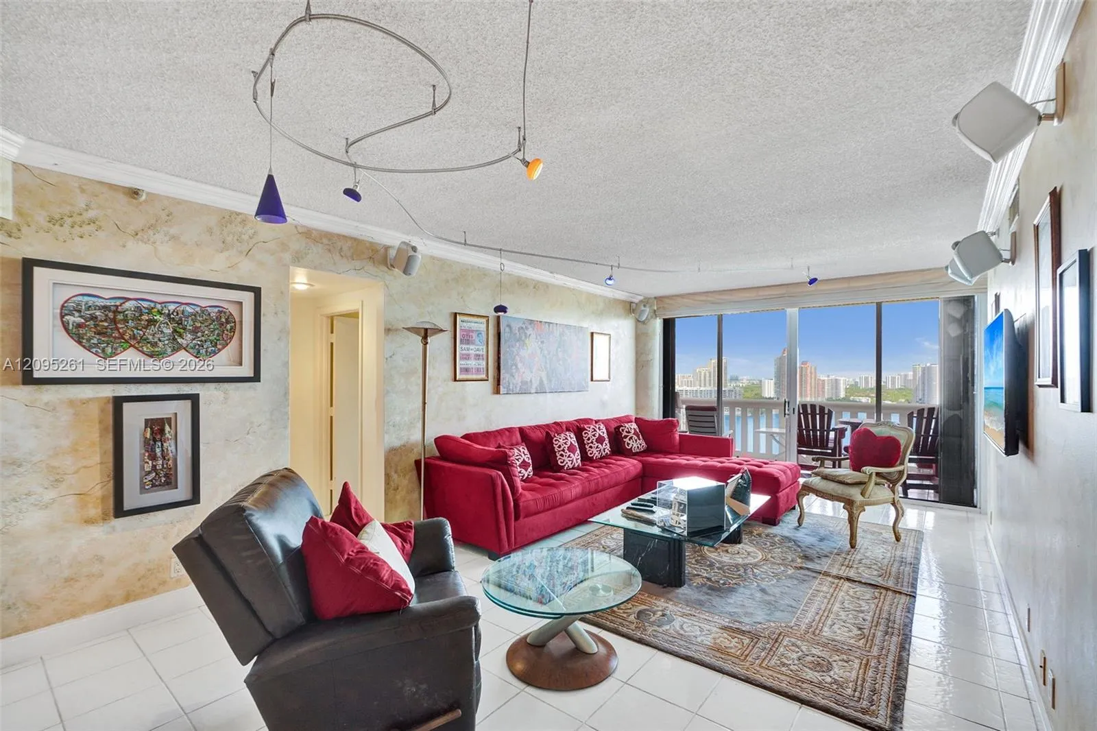 View details of listing 3000 Island Boulevard 2304, Aventura, FL 33160 Aventura with MLS# 