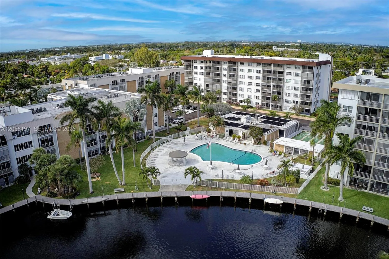Listing  3020 NE 16th Avenue 306, Oakland Park, FL 33334, Oakland Park, FL 33334