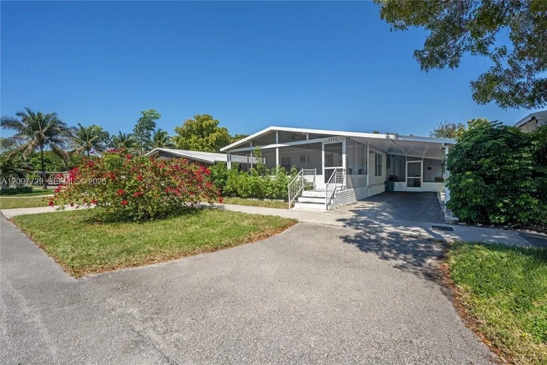 View details of listing 3031 SW 51st Street, Dania Beach, FL 33312 Dania Beach with MLS# 
