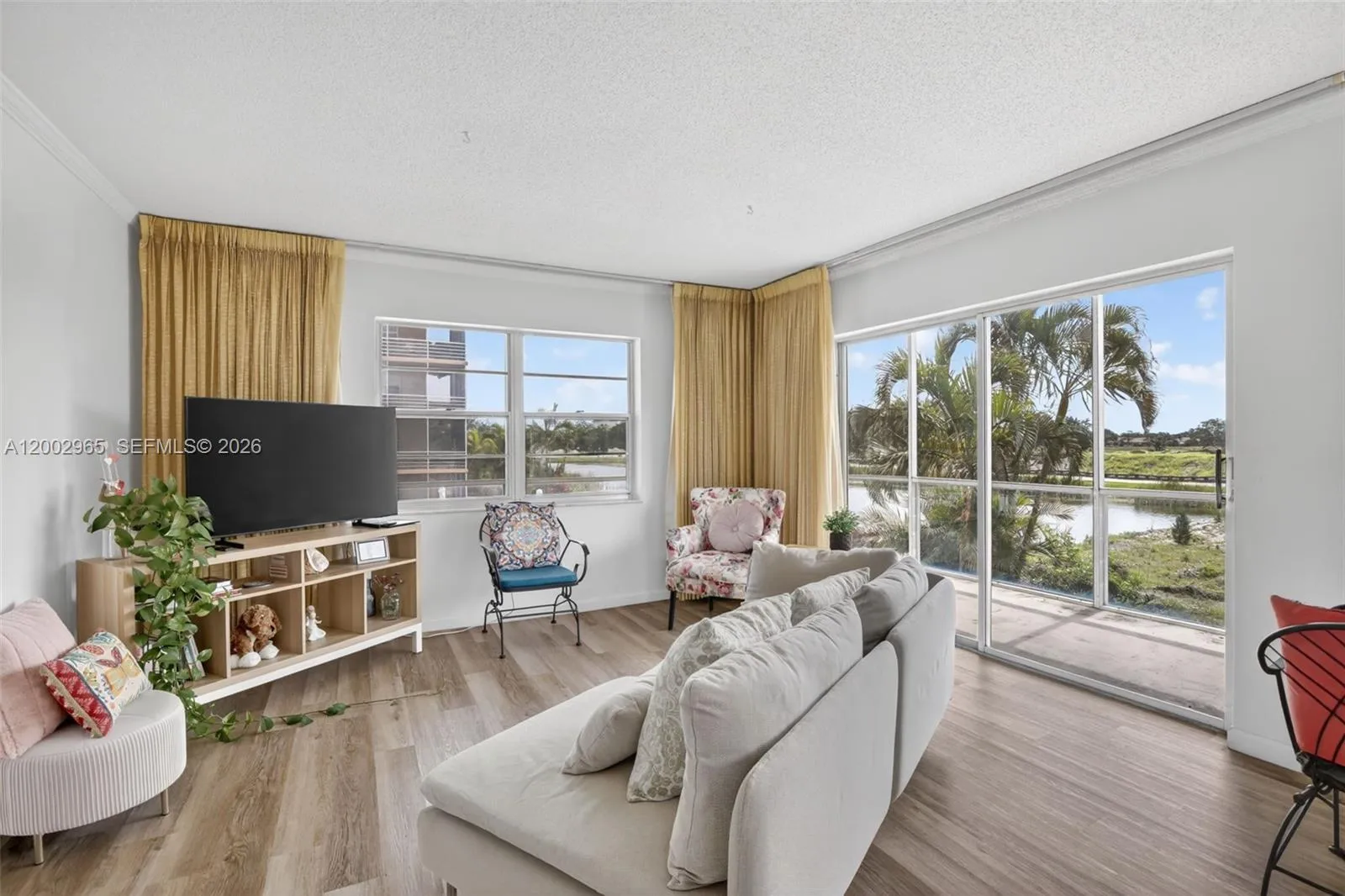 Listing  3048 E Sunrise Lakes Drive 221, Sunrise, FL 33322, Sunrise, FL 33322