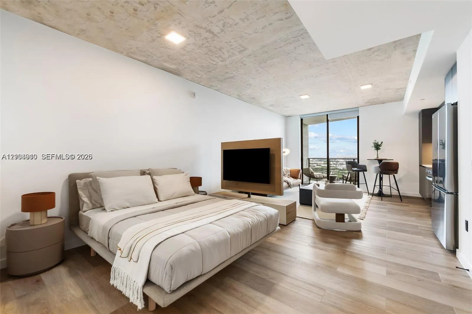 View details of listing 307 SW 5th Street 1709, Fort Lauderdale, FL 33315 Fort Lauderdale with MLS#