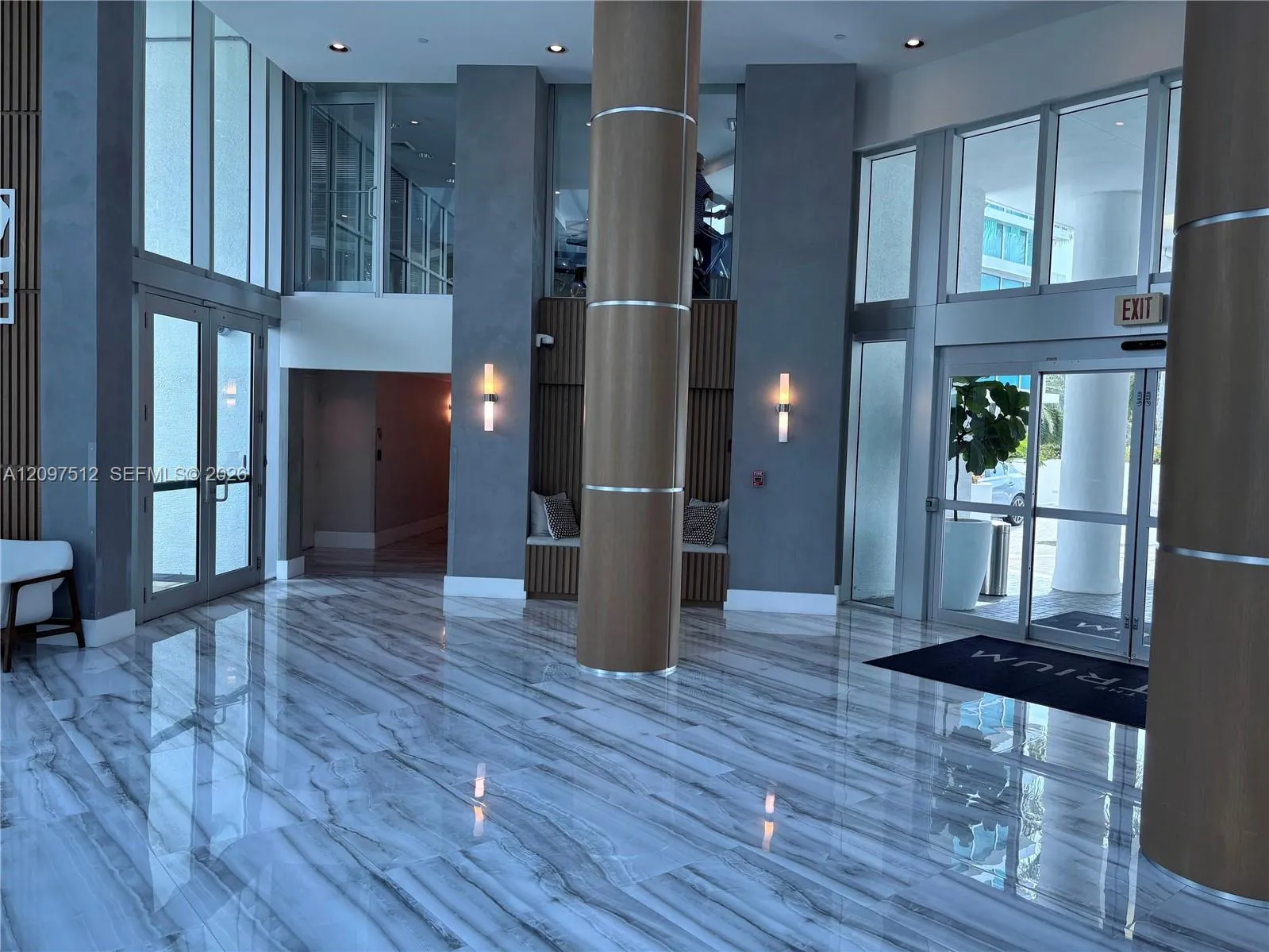 View details of listing 3131 NE 188th Street 1-809, Aventura, FL 33180 Aventura with MLS# 