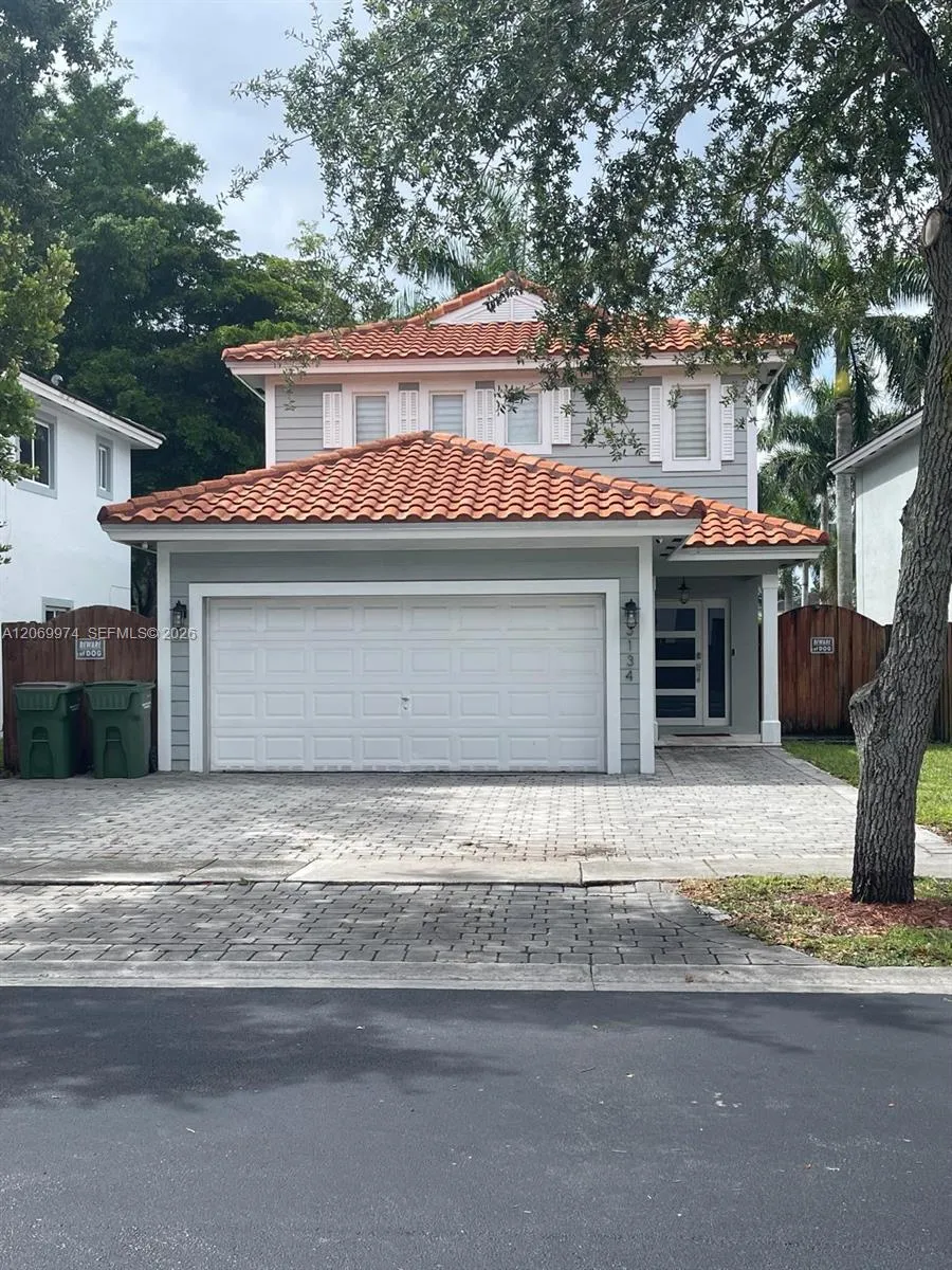 Listing  3134 NE 3rd Drive, Homestead, FL 33033, Homestead, FL 33033