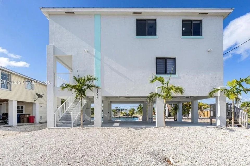 View details of listing 31490 Avenue F, Big Pine Key, FL 33043 Big Pine Key with MLS#