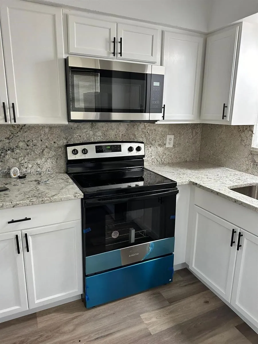 View details of listing 319 NE 2nd Street 4, Hallandale Beach, FL 33009 Hallandale Beach with MLS# 