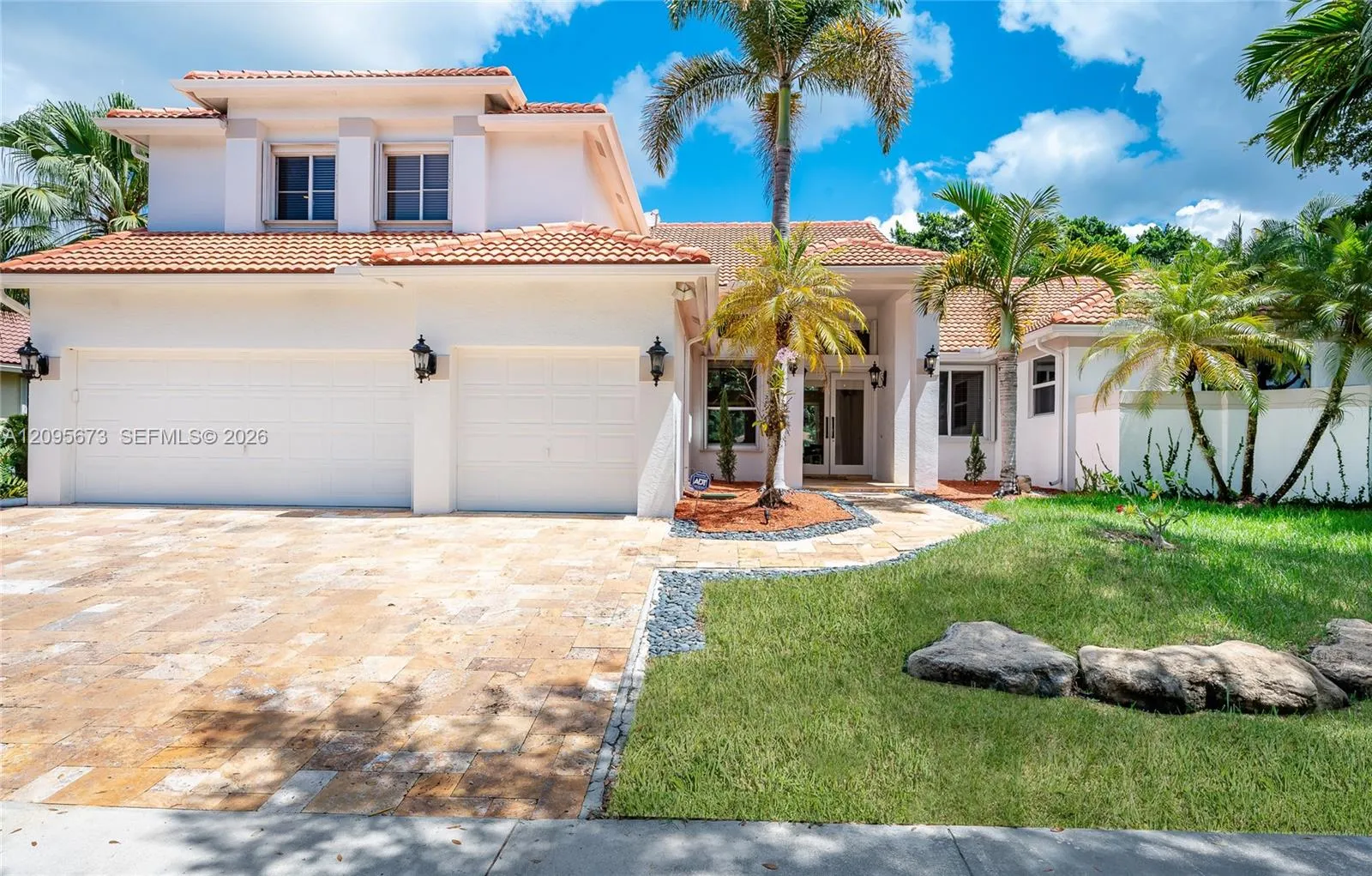 View details of listing 3216 Huntington 3216, Weston, FL 33332 Weston with MLS#