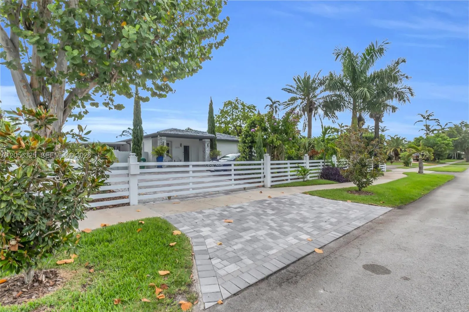 Listing  3225 SW 81st Avenue, Miami, FL 33155, Miami, FL 33155