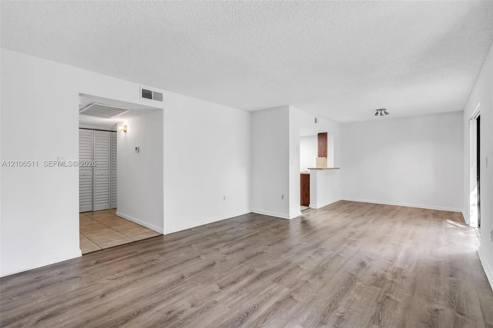 Listing  3229 Coral Lake Drive 3229, Coral Springs, FL 33065, Coral Springs, FL 33065