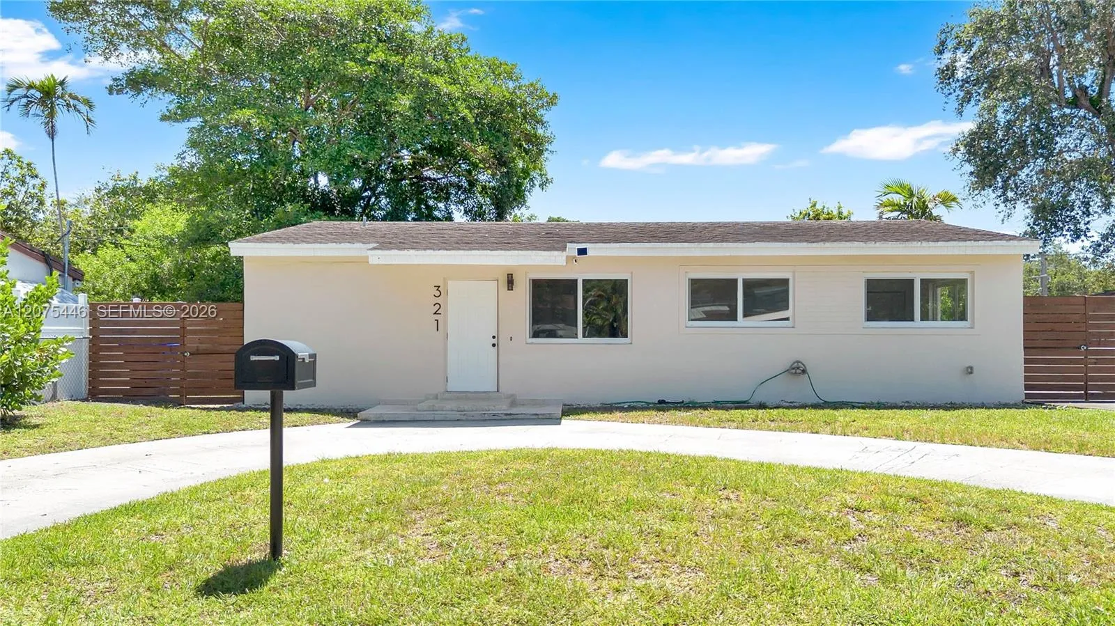 Listing  323 NW 56th Avenue 1, Miami, FL 33126, Miami, FL 33126
