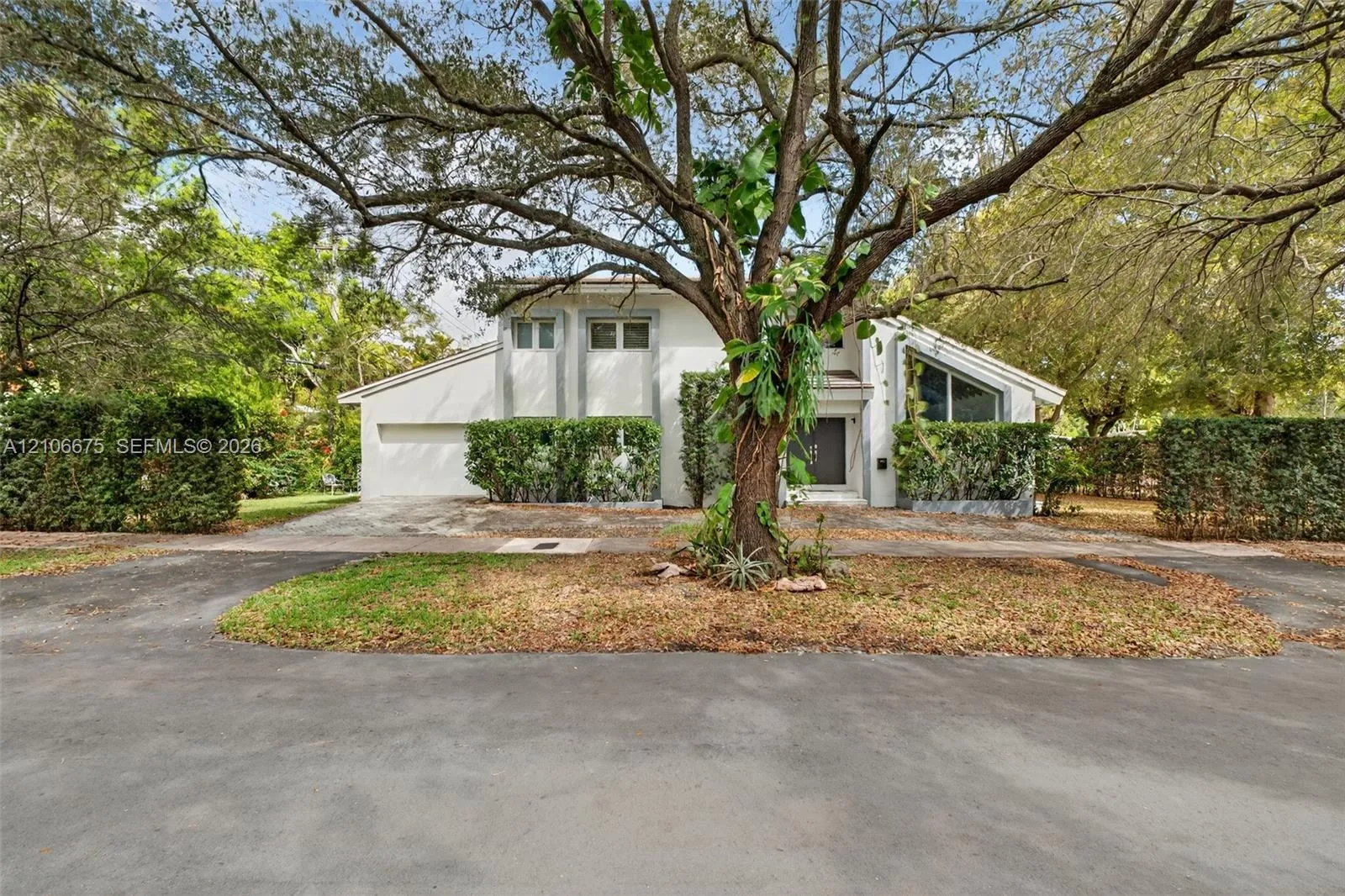 Listing  3231 Salzedo Street, Coral Gables, FL 33134, Coral Gables, FL 33134