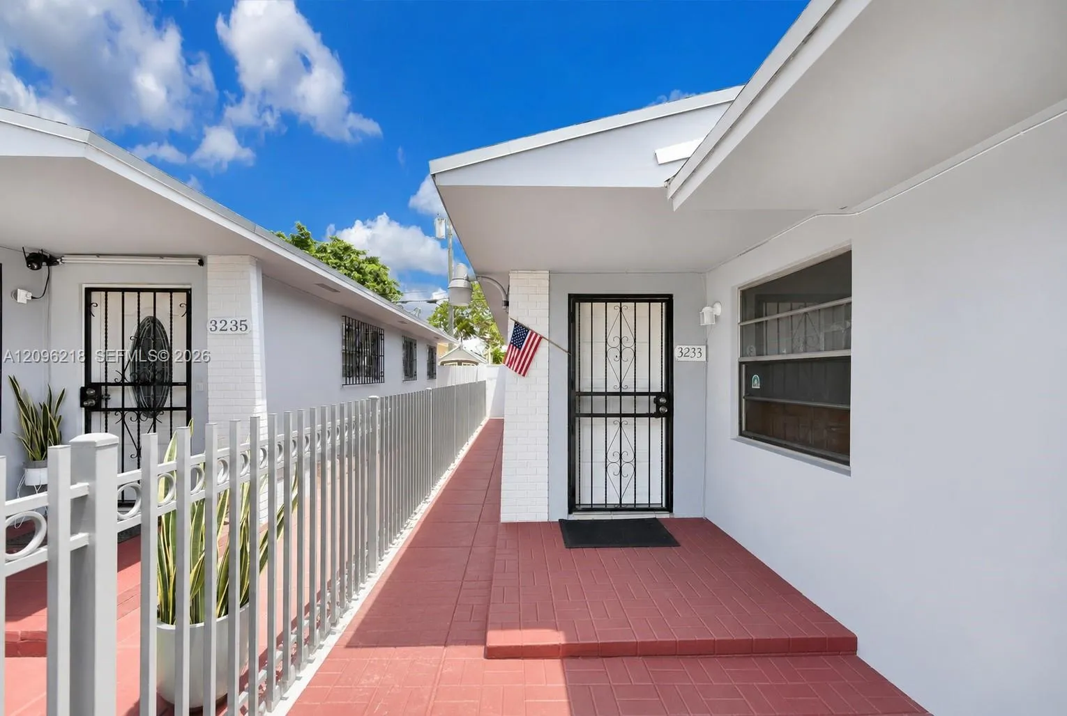 Listing  3233 SW 25th Street 2, Miami, FL 33133, Miami, FL 33133