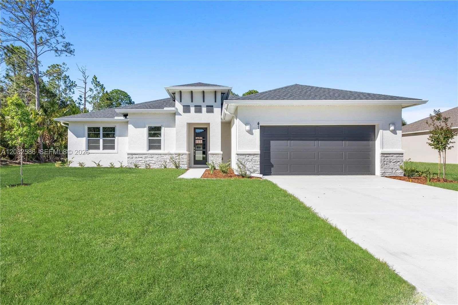 View details of listing 3242 Halacka Avenue SE, Palm Bay, FL 32909 Palm Bay with MLS# 