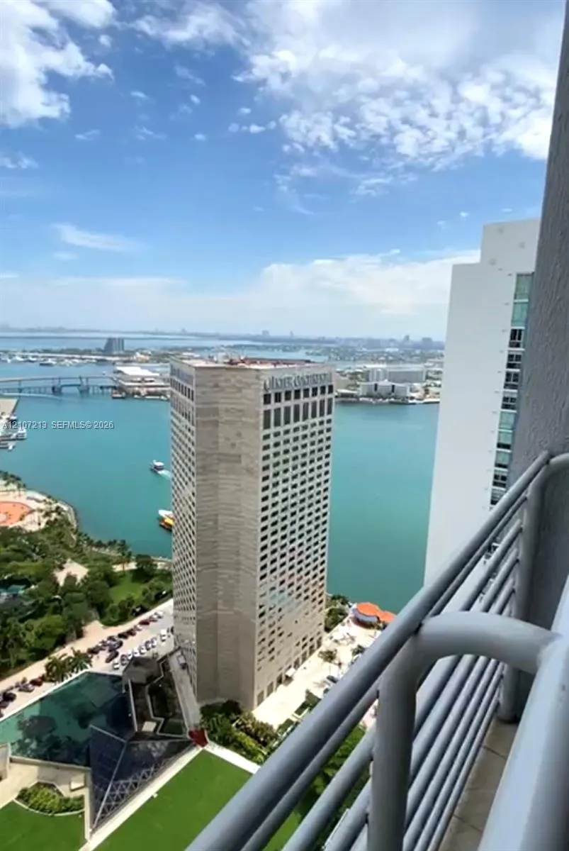 Listing  325 S Biscayne Boulevard 4214, Miami, FL 33131, Miami, FL 33131