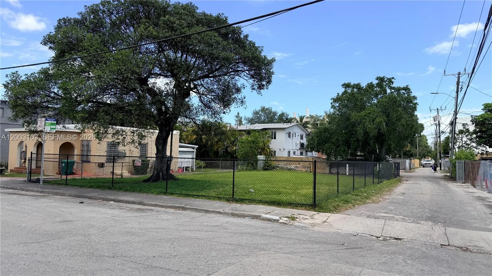 Listing  33 NW 21st Avenue, Miami, FL 33125, Miami, FL 33125