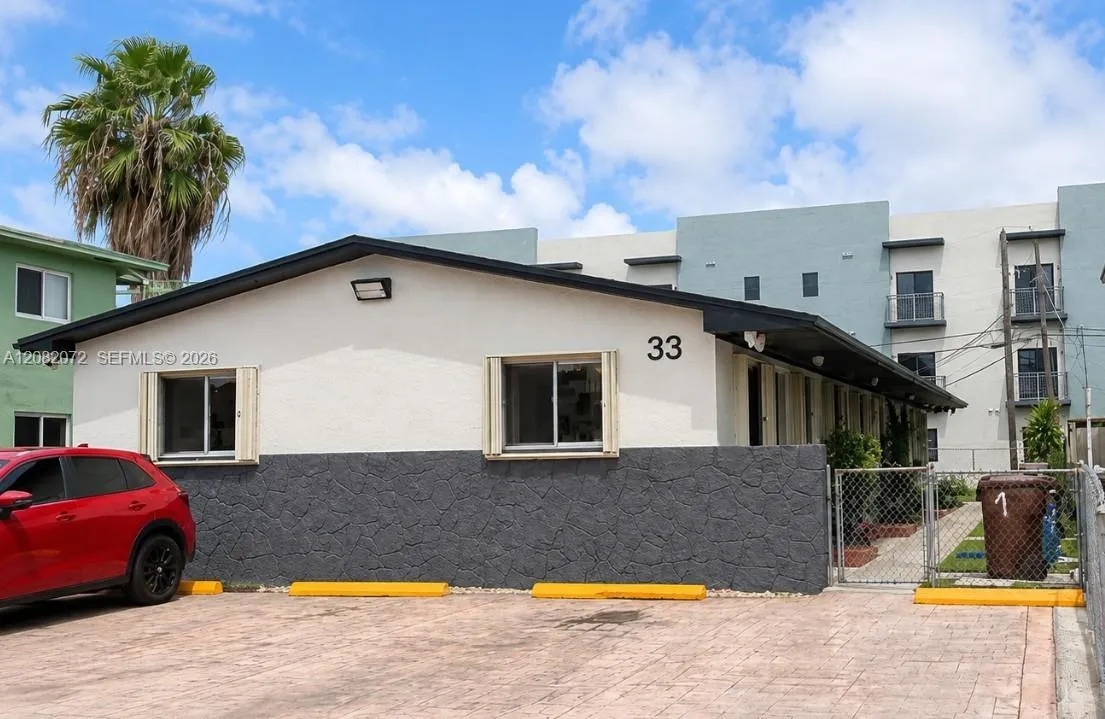 View details of listing 33 W 22nd Street 2, Hialeah, FL 33010 Hialeah with MLS#