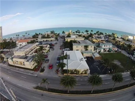 View details of listing 330 Coolidge Street 2, Hollywood, FL 33019 Hollywood with MLS# 