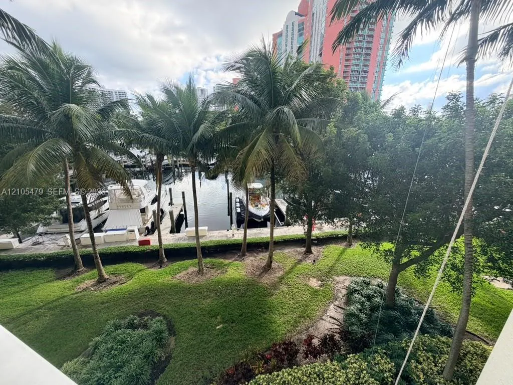 Listing  3340 NE 190th Street 308, Aventura, FL 33180, Aventura, FL 33180