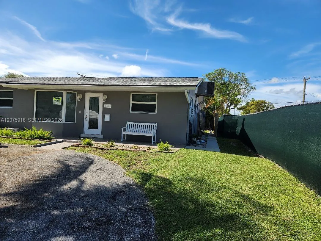 Listing  3345 Hayes Street, Hollywood, FL 33021, Hollywood, FL 33021