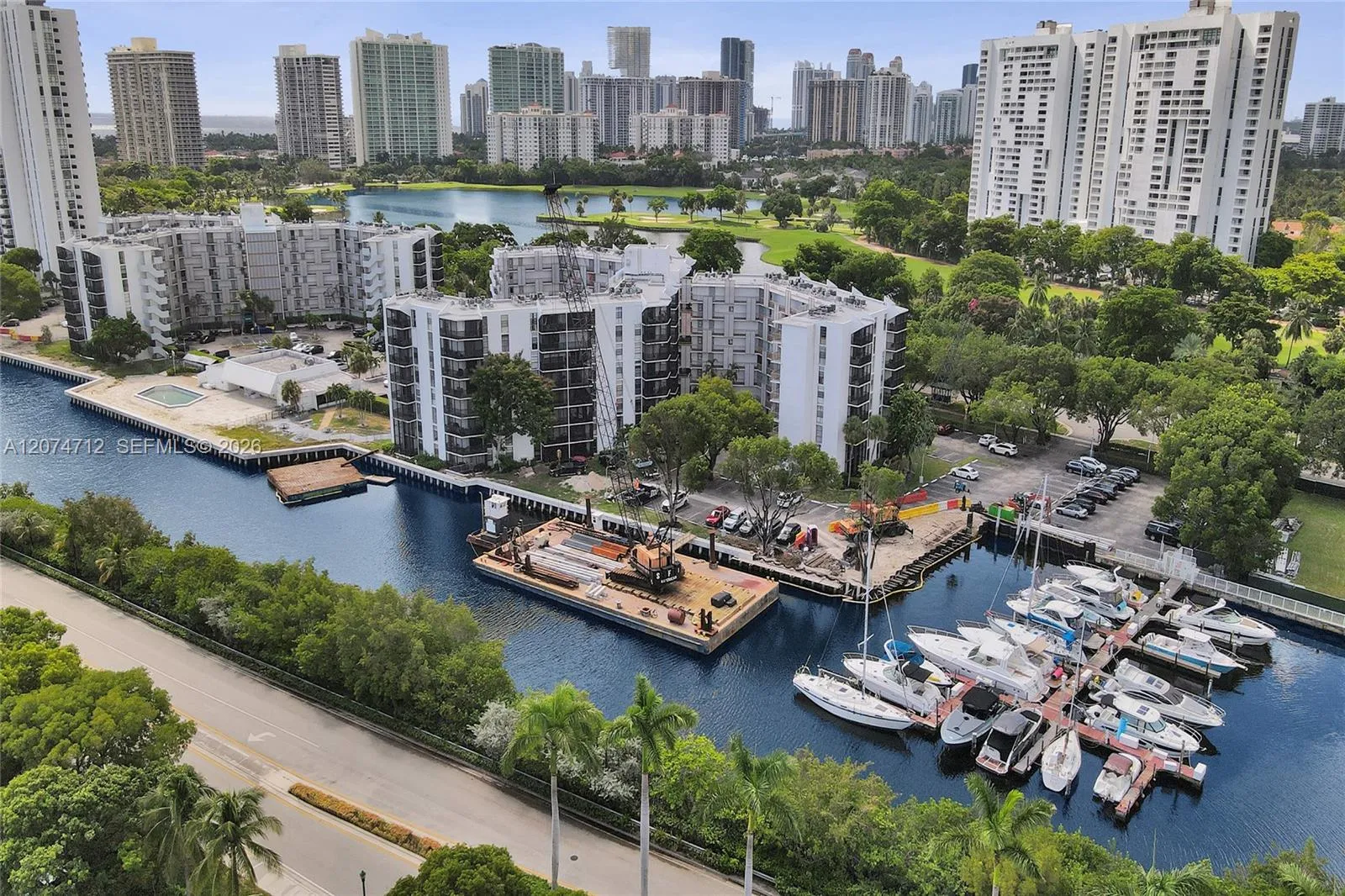 View details of listing 3401 N Country Club Drive EI403, Aventura, FL 33180 Aventura with MLS#