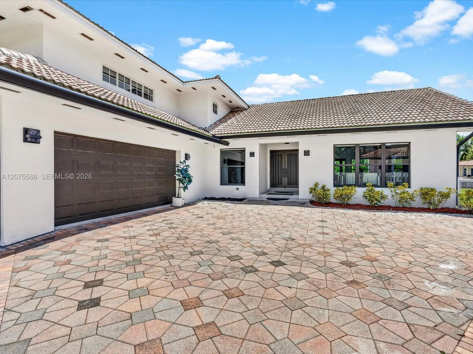 Listing  343 Centre Island, Golden Beach, FL 33160, Golden Beach, FL 33160