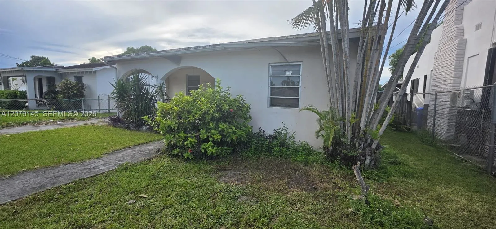 View details of listing 3441 NW 17th Street, Miami, FL 33125 Miami with MLS#