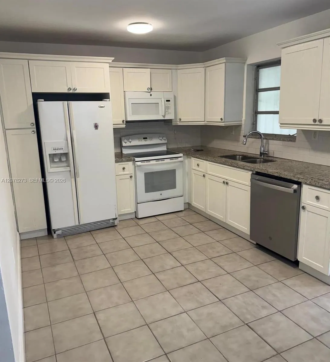 Listing  3445 NW 2nd Terrace 3445, Miami, FL 33125, Miami, FL 33125