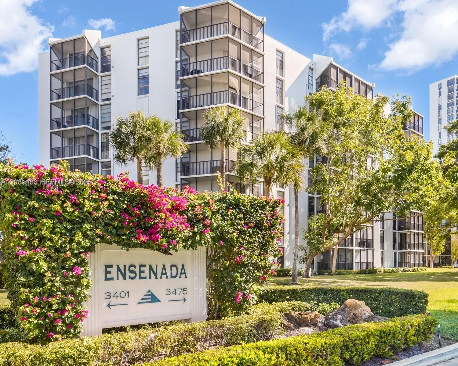 View details of listing 3475 N Country Club Drive 615, Aventura, FL 33180 Aventura with MLS#