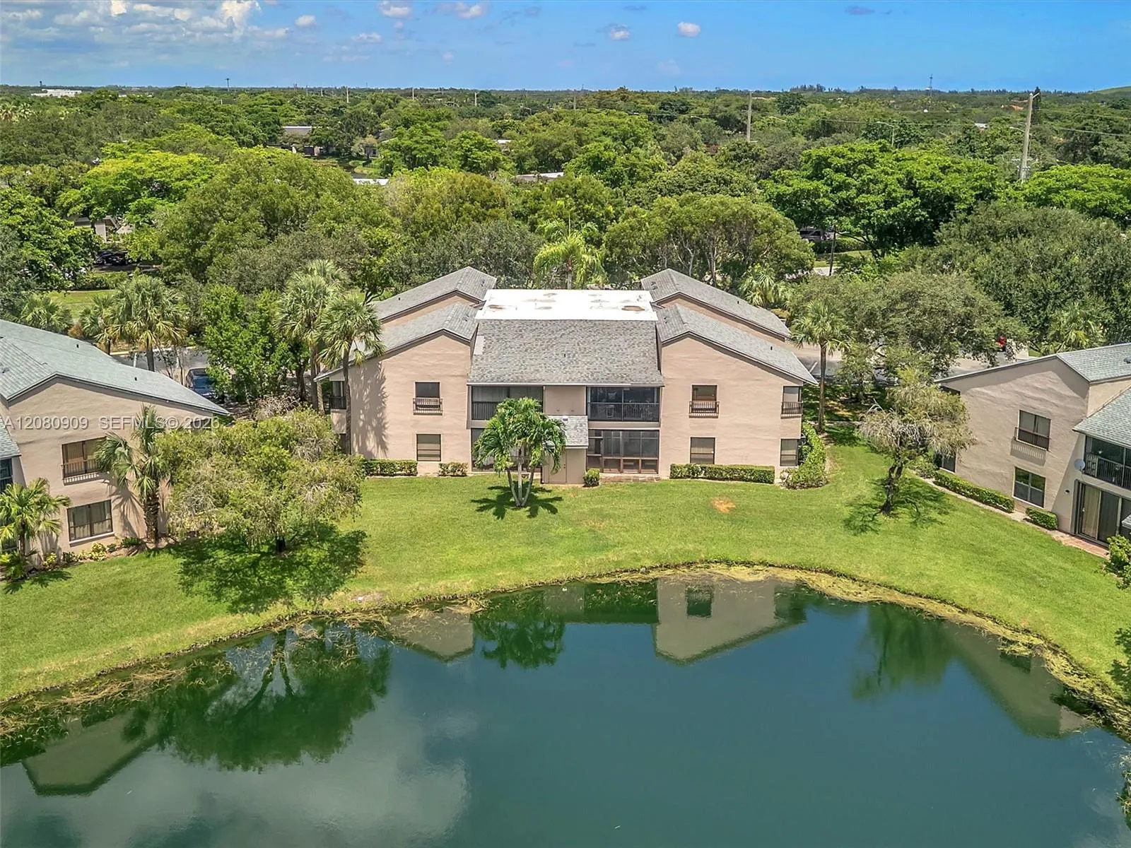 Listing  3482 NW 47th Avenue 3121, Coconut Creek, FL 33063, Coconut Creek, FL 33063
