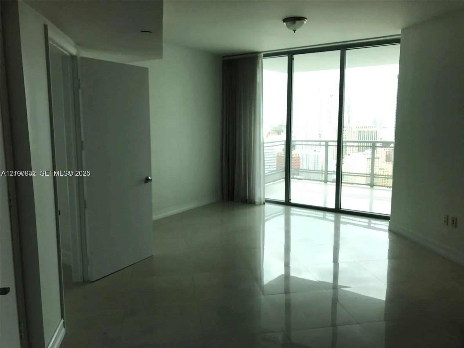 View details of listing 350 S Miami Avenue 2811, Miami, FL 33130 Miami with MLS# 