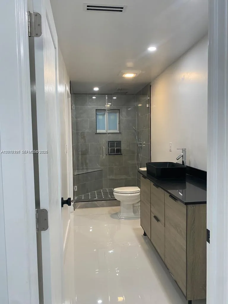 Listing  350 W 16th Street, Hialeah, FL 33010, Hialeah, FL 33010