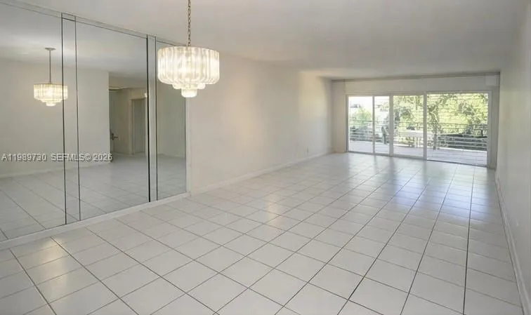 View details of listing 3531 Inverrary Drive 310, Lauderhill, FL 33319 Lauderhill with MLS#