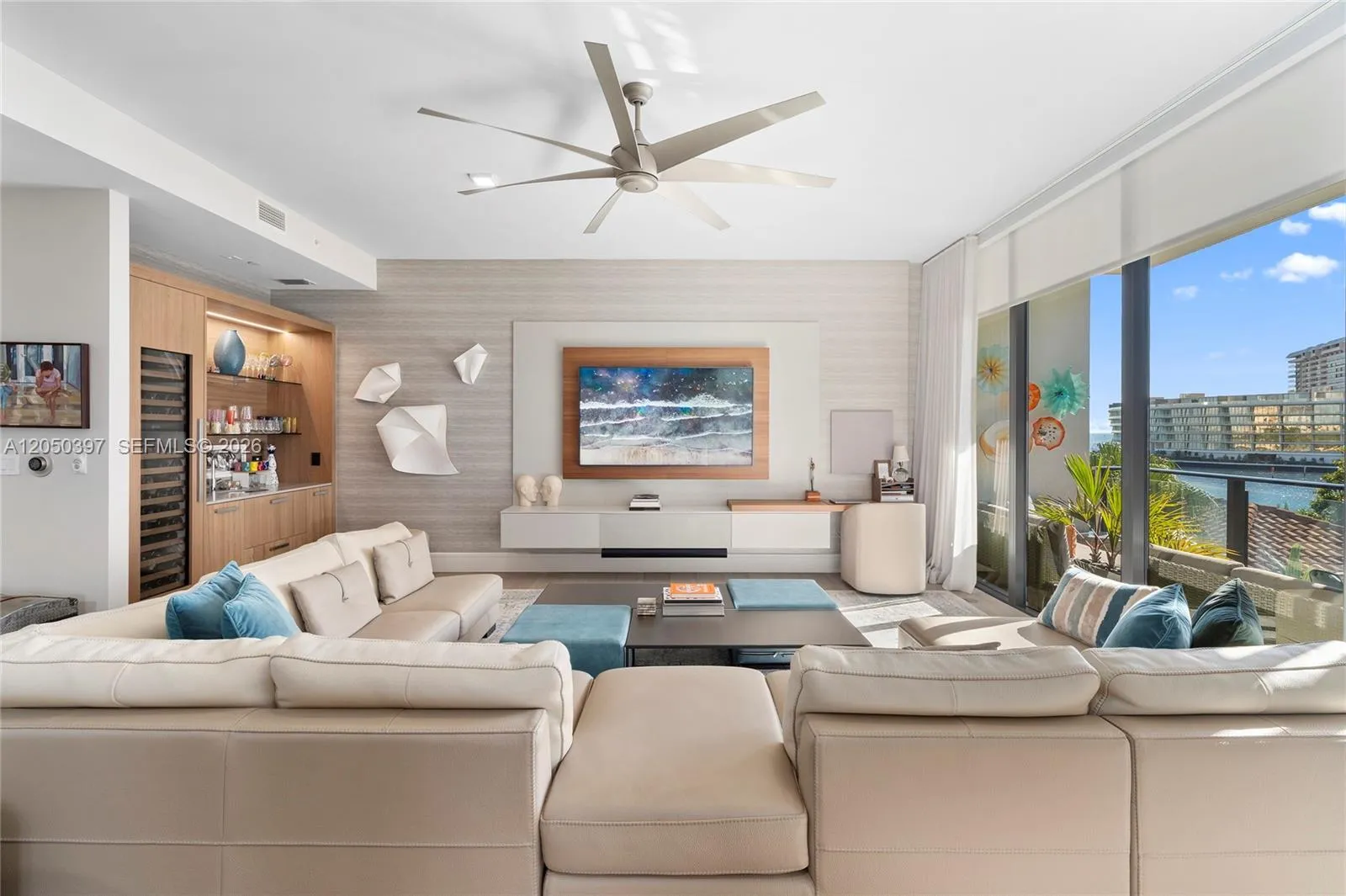 Listing  3581 E Glencoe Street 403, Miami, FL 33133, Miami, FL 33133