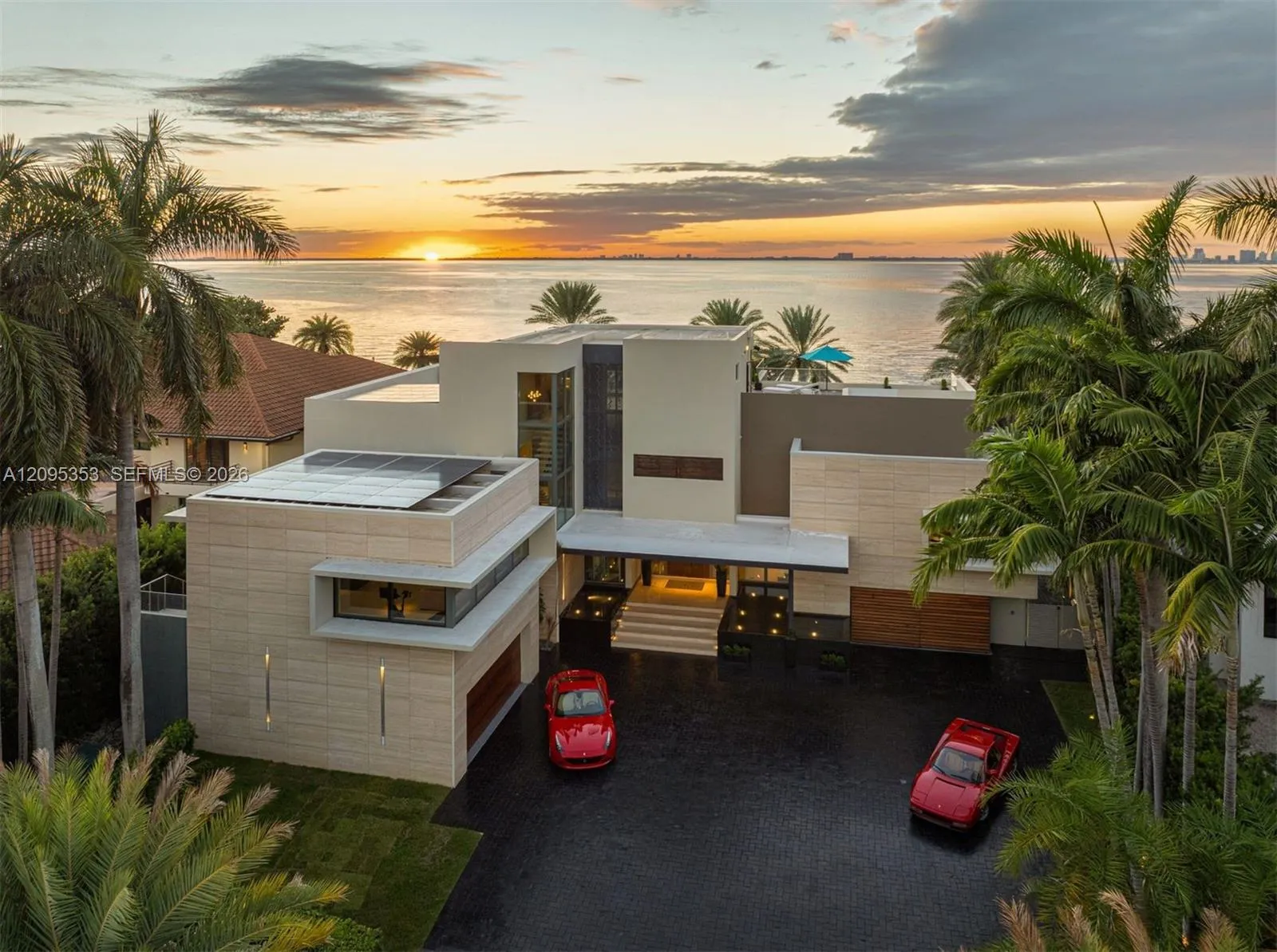 View details of listing 360 Harbor Drive, Key Biscayne, FL 33149 Key Biscayne with MLS#