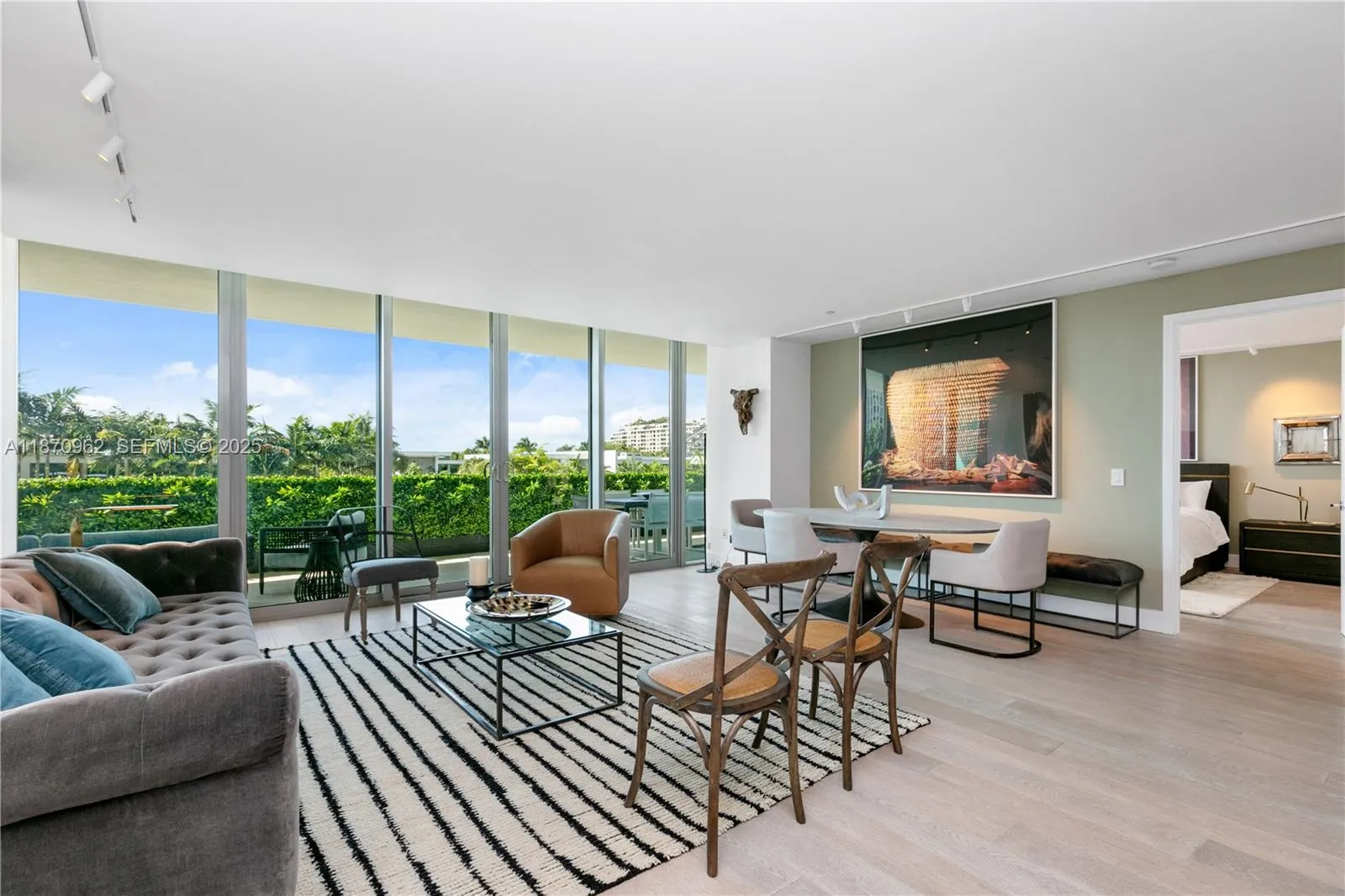 View details of listing 360 Ocean Drive 305S, Key Biscayne, FL 33149 Key Biscayne with MLS#