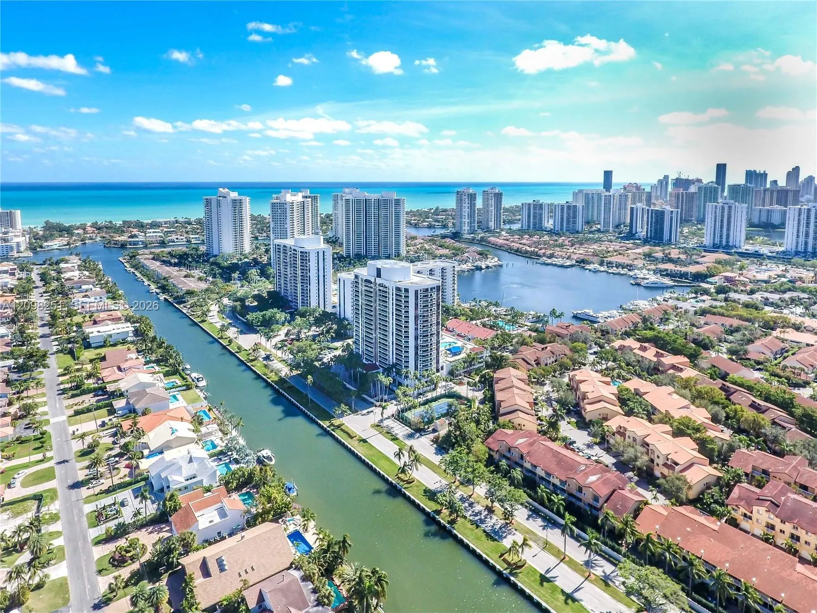 View details of listing 3610 Yacht Club Drive 410, Aventura, FL 33180 Aventura with MLS# 