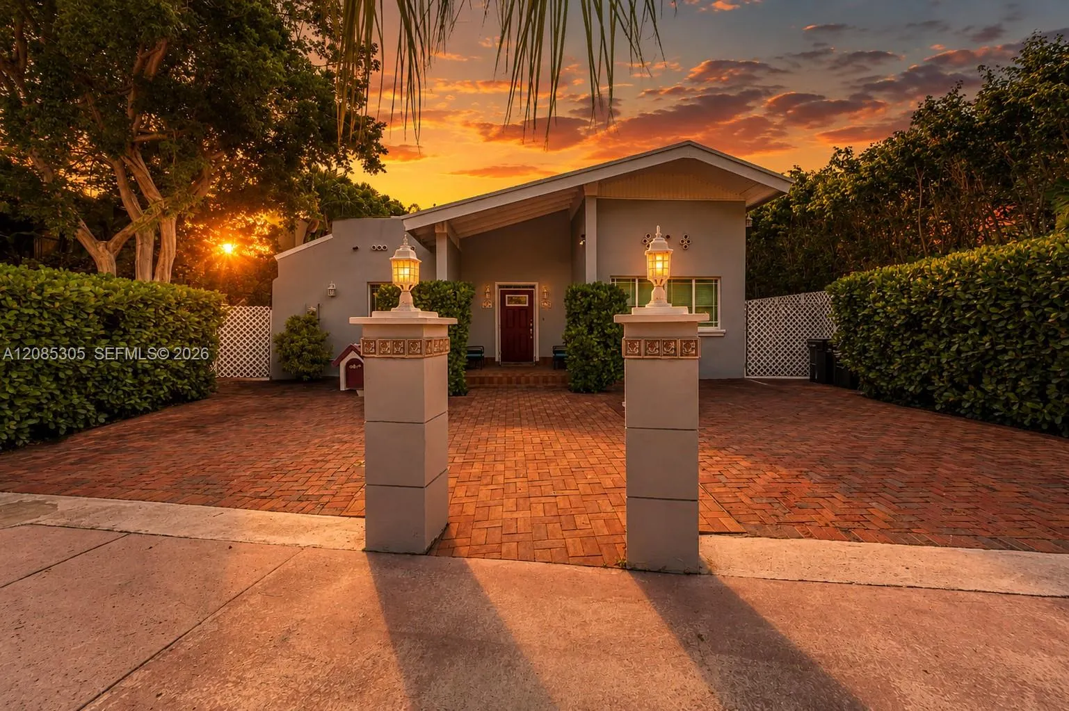 View details of listing 3719 Sheridan Avenue, Miami Beach, FL 33140 Miami Beach with MLS#