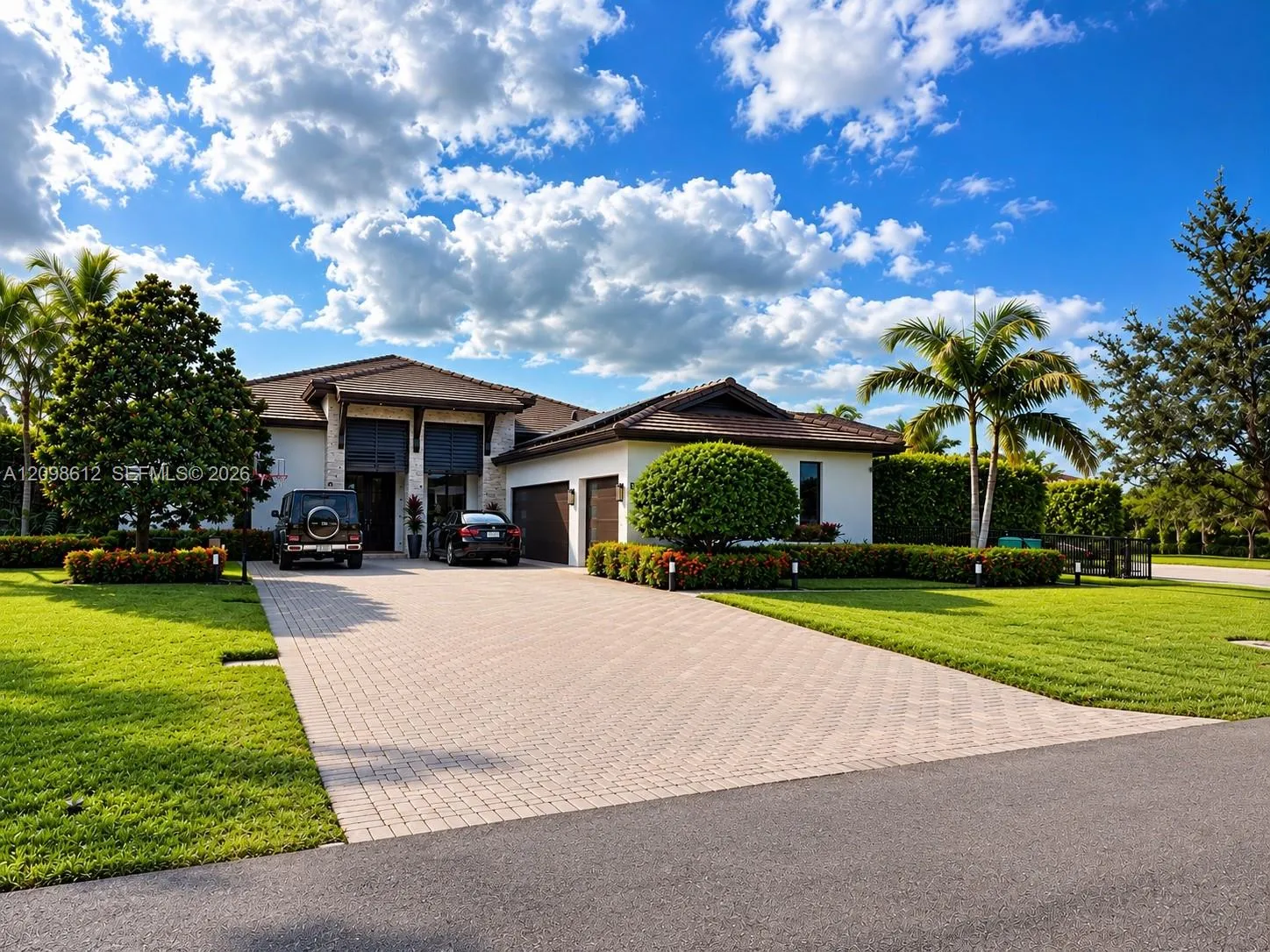 View details of listing 3761 SW 154th Terrace, Davie, FL 33331 Davie with MLS# 